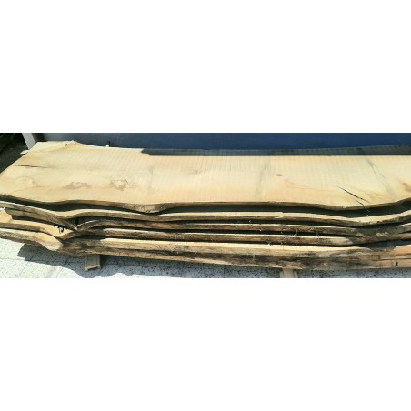 Dubová fošna, nesámovaná (s oblinou), výberová, 5,5 x 45-60 x 410 cm, 1. třída