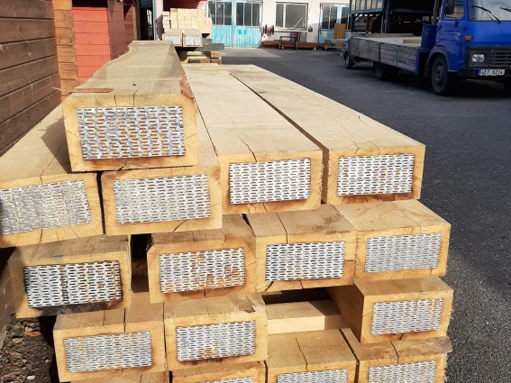 Dubové pražce a hranoly